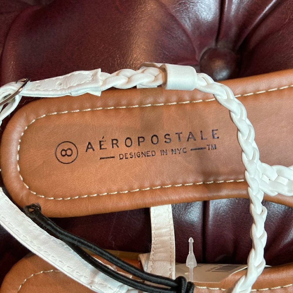 WHITE AEROPOSTALE SANDALS / sz: 8 / NWT - Picture 2 of 5